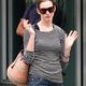 Illustration for article titled Anne Hathaway Surrenders Jewelry To FBI
